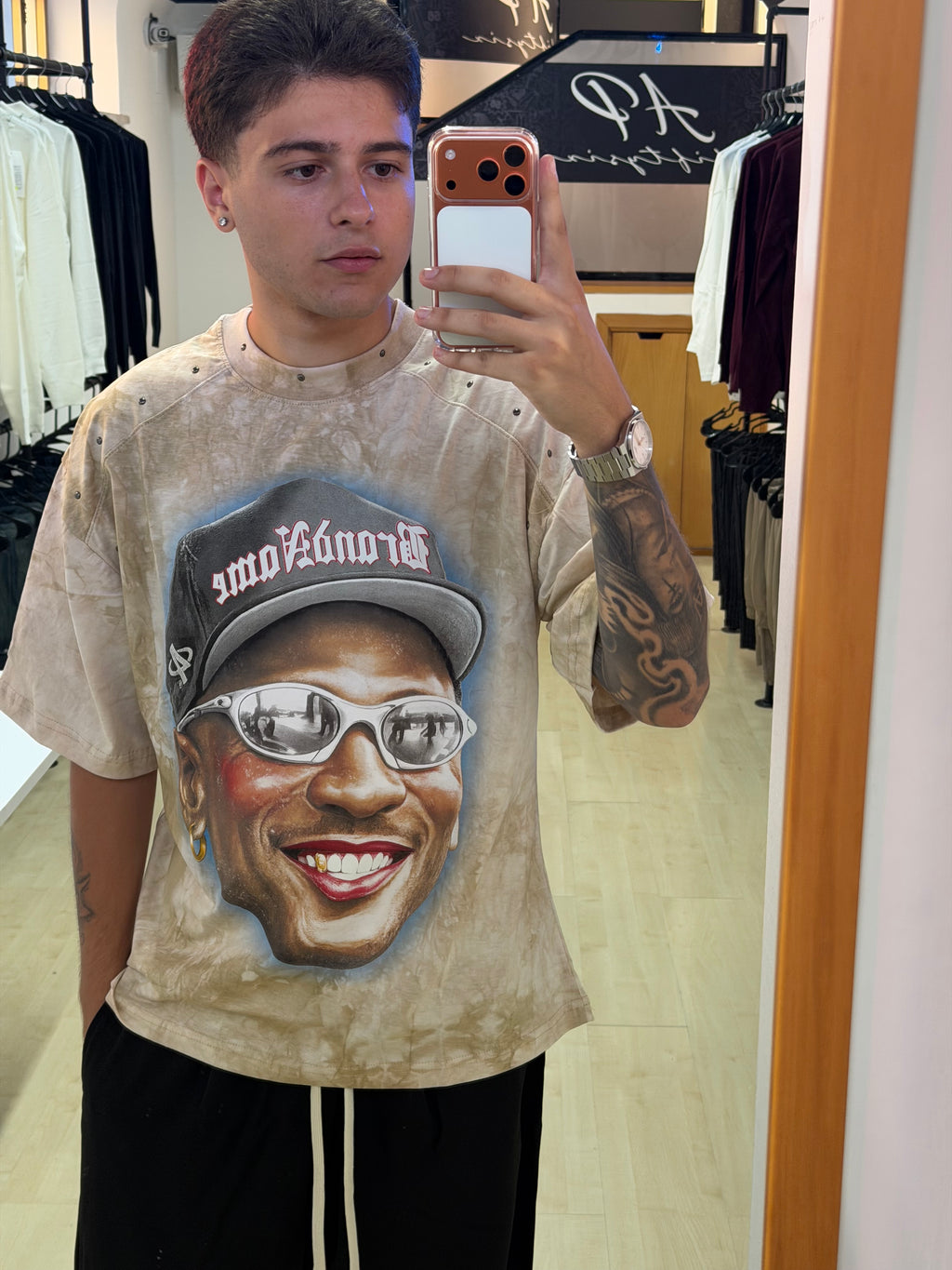 T-shirt Street