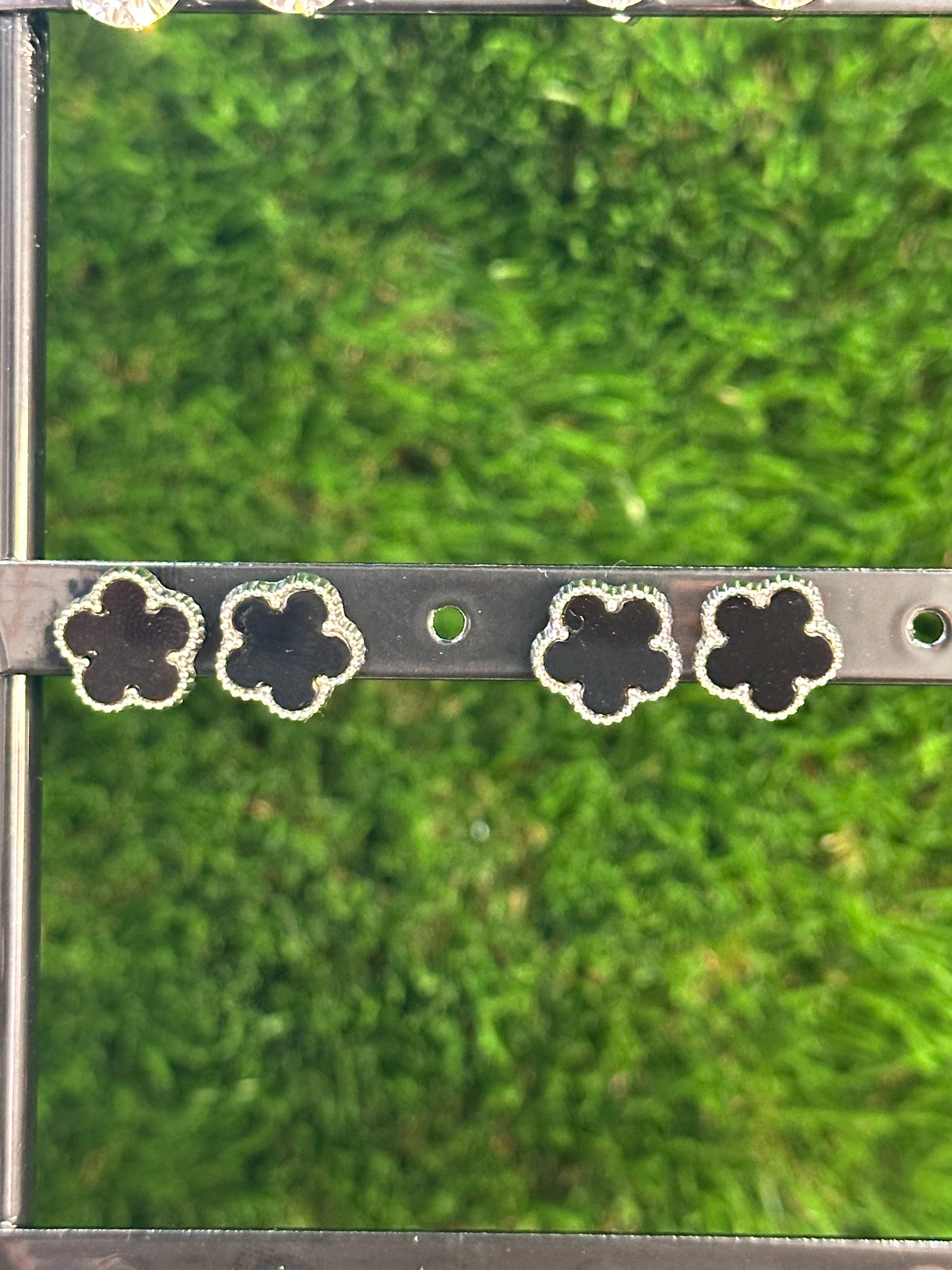 Orecchini modello Van Cleef