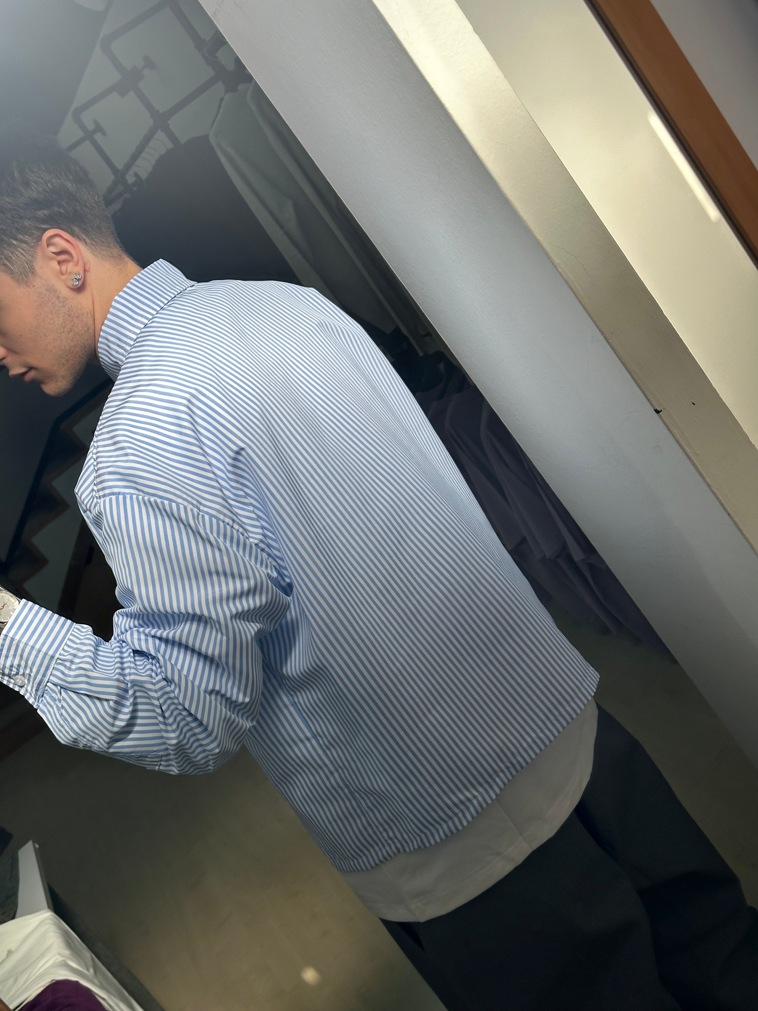 Camicia crop a righe