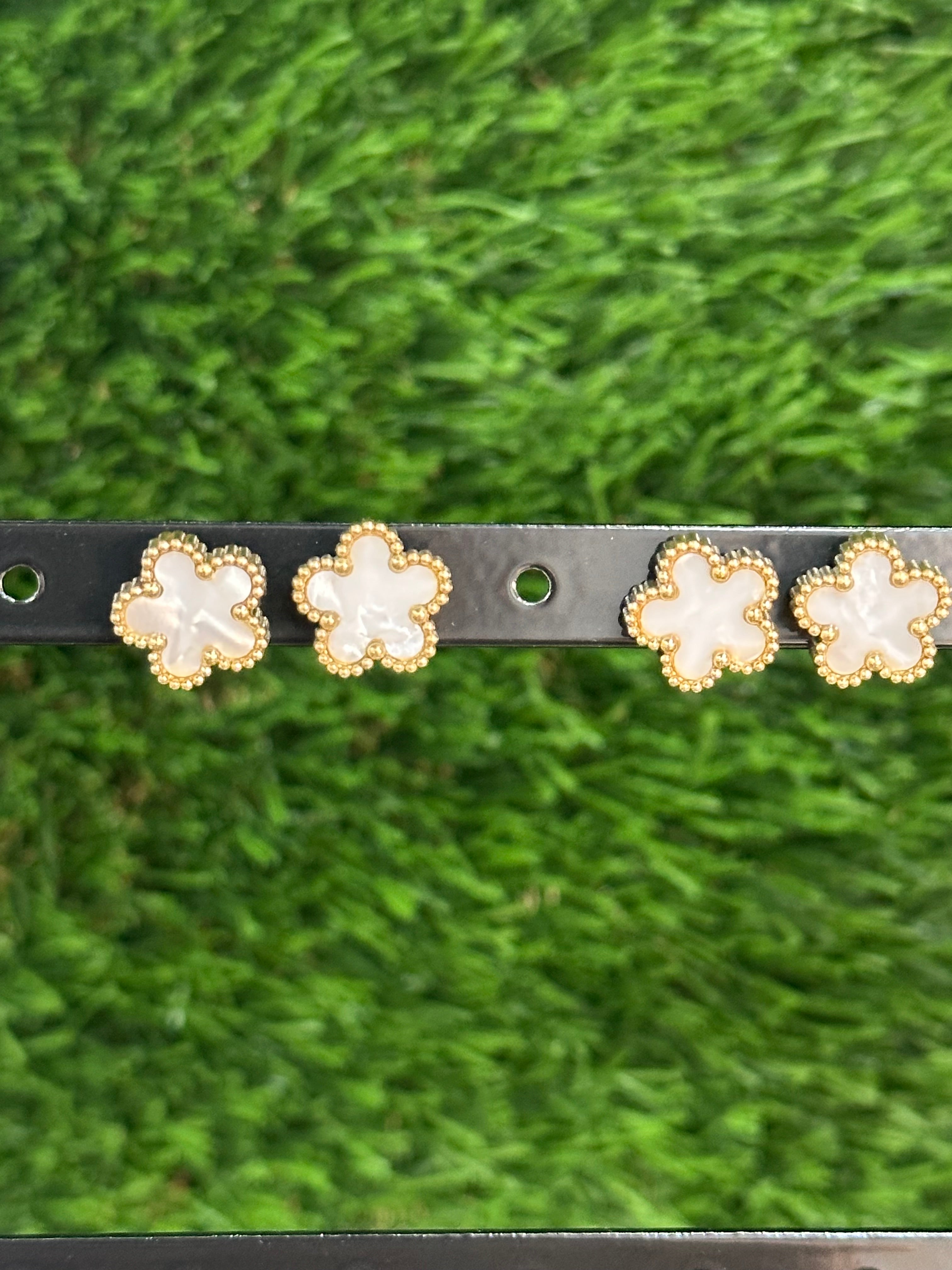 Orecchini modello Van Cleef