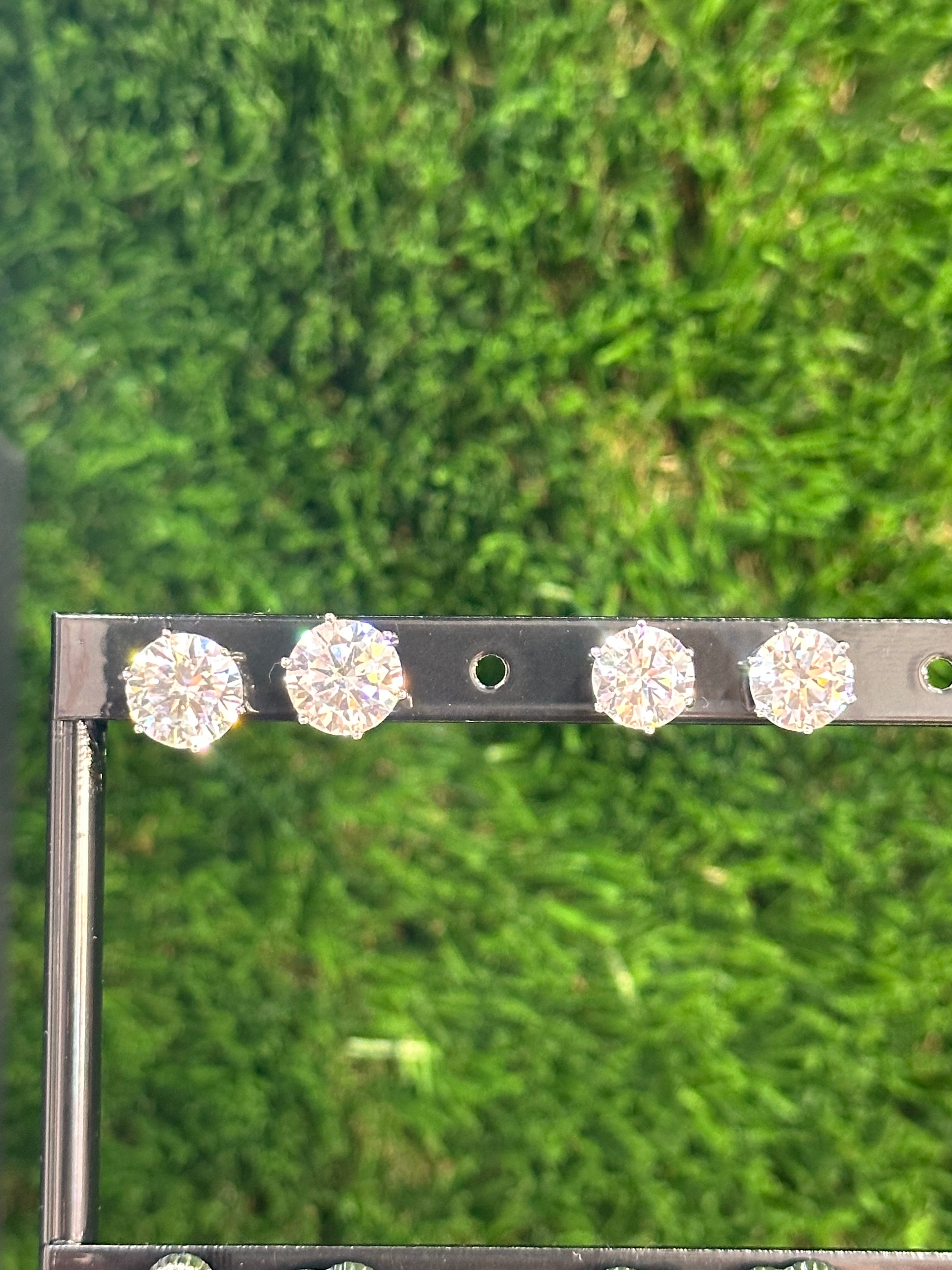 Orecchini punto luce grande