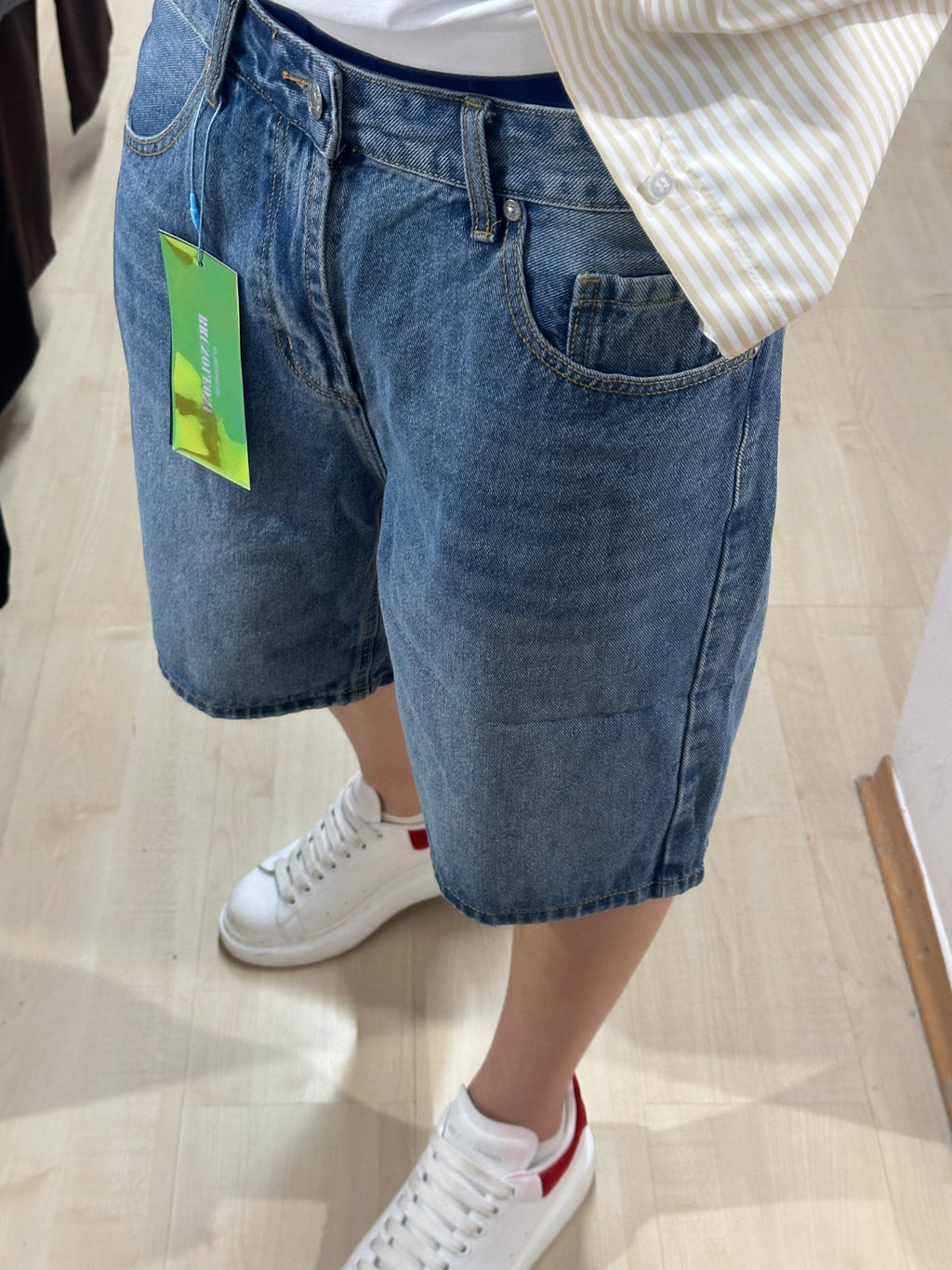 Bermuda jeans